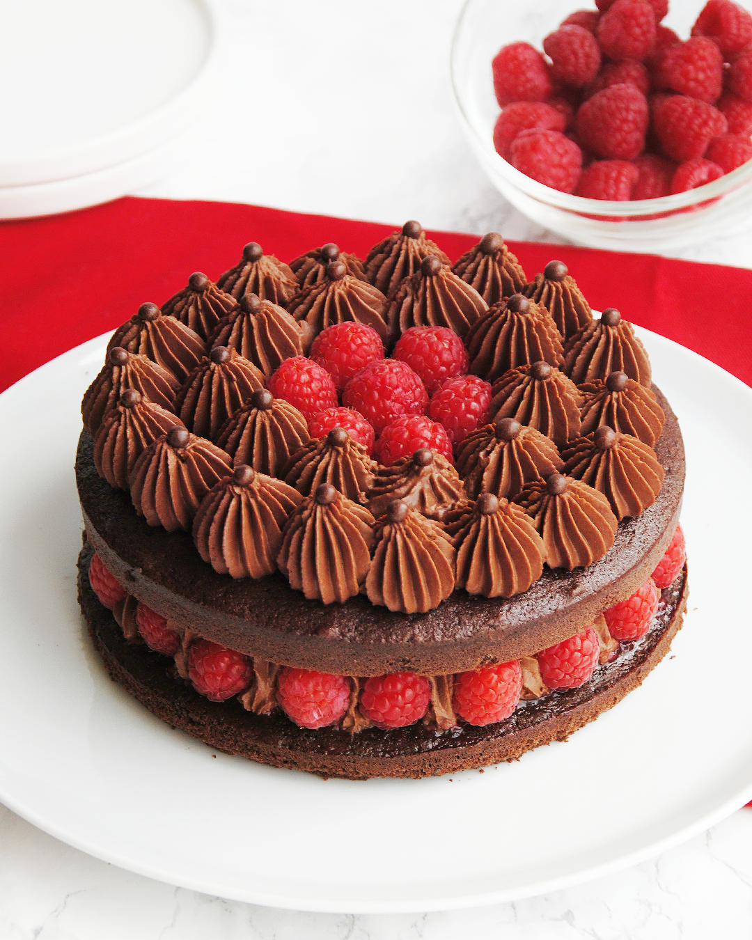 Layer cake framboise et chocolat blanc - Recettes - EpiSaveurs